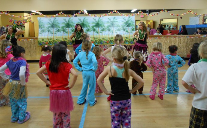 The Barefoot Hawaiians taught AMA students how to hula dance.